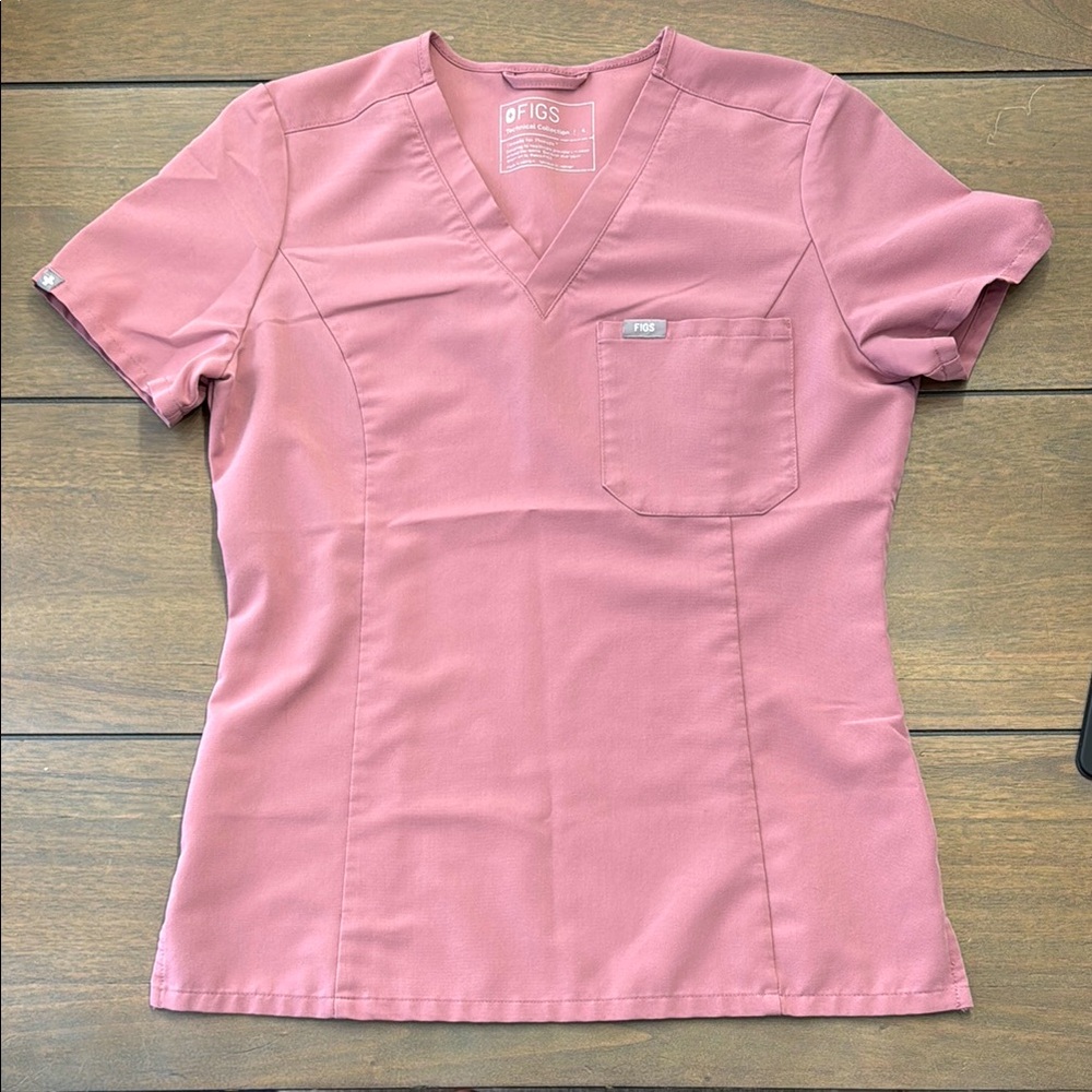 FIGS Slim Catarina One Pocket Scrub Top